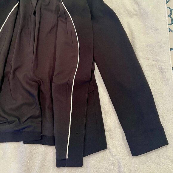 White House Black Market Classic Black Blazer in size 14 - Picture 4 of 8